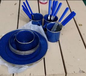 Camping Dishes