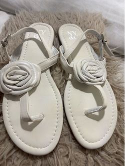 Women’s sandals