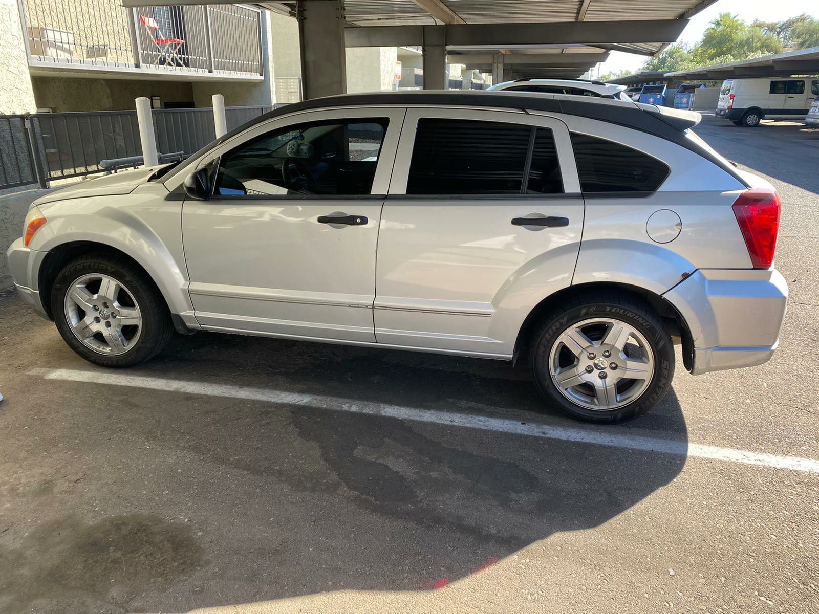 Dodge caliber 2008 2.0 SXT Does not want to turn on. Give me a offer. Clean title. No quiere encender. Deme una oferta. Título limpio