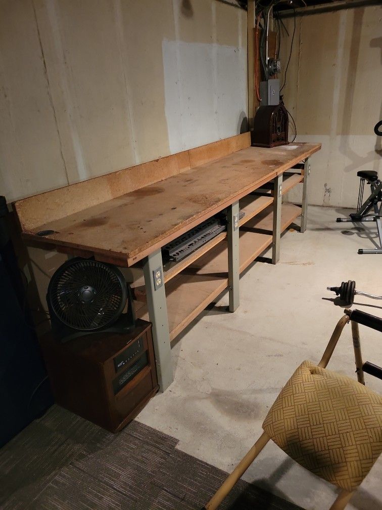 Electric Havey  Duty Work  Bench
