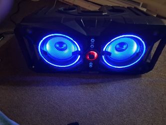 Altec waterproof linkable Bluetooth speaker