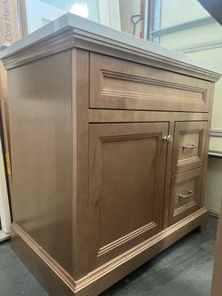 36 x 22 bathroom vanity