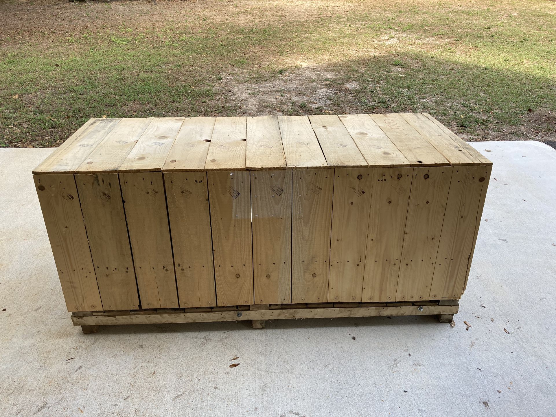 Large Wood Shipping Crate Box Container Pallet 