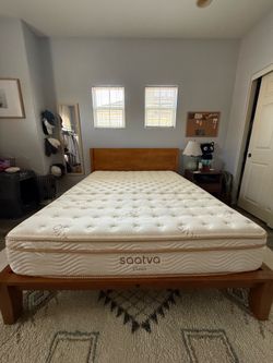 Saatva Classic Luxury Firm Queen Mattress – Excellent Condition – $800 OBO