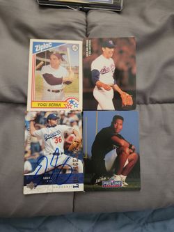 Mixed Sports Trading Cards Lot of 4