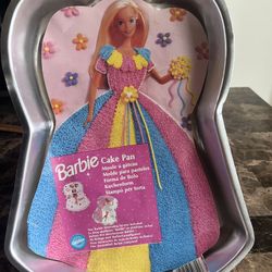 Barbie cake pan 