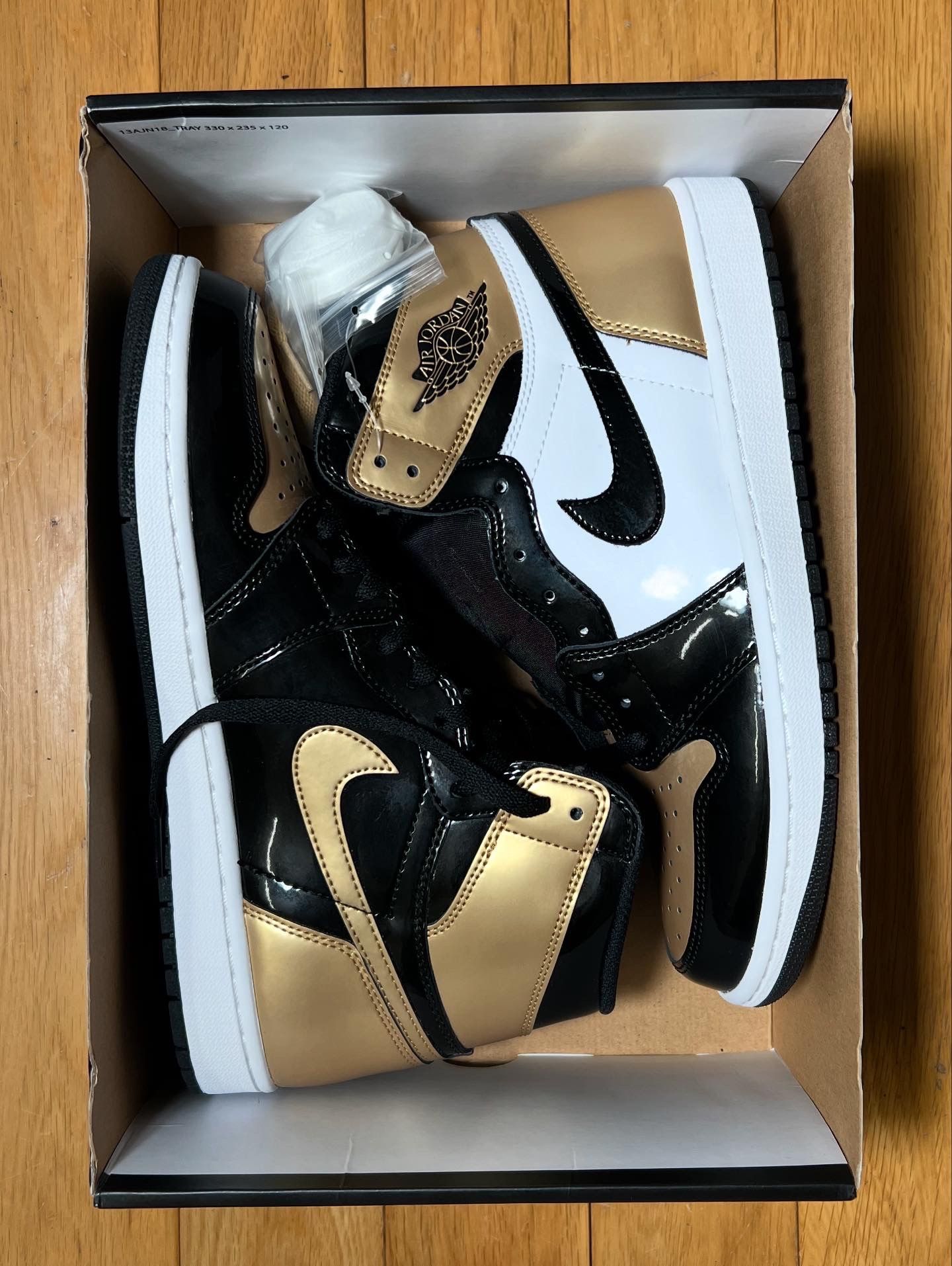Jordan 1 Gold Toe Size 10
