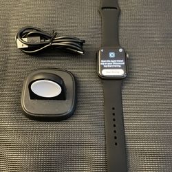 Apple Watch Series 5 GPS + Cellular 44mm
