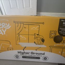 Wall-Mounted Shelf with Hooks (CAT PERCH)