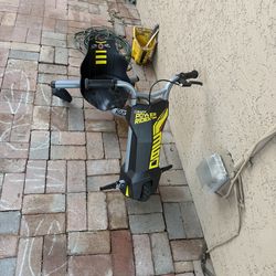 Razor Power Driver 360 Electric Tricycle