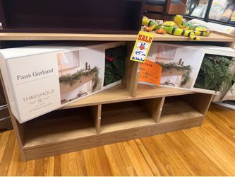 Storage cabinet