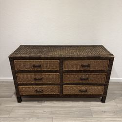 Coastal Woven 6-Drawer Dresser / Console