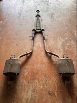 G35/G37 Sedan Stock Exhaust