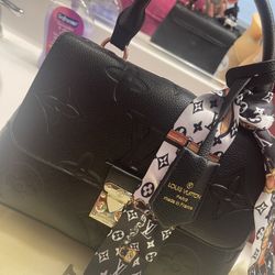 Handbag