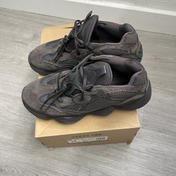 Yeezy 500
