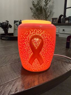 Scentsy Awareness Ribbon Wax Warmer
