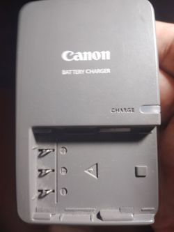 Canon Battery Charger$25 cash