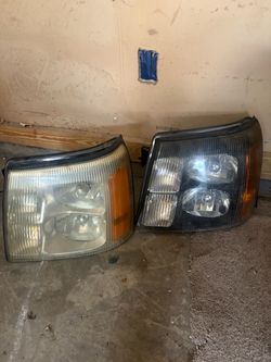2001-2006 Escalade driver side headlights
