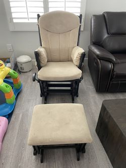 Shermag Rocking Chair Glider with Ottoman