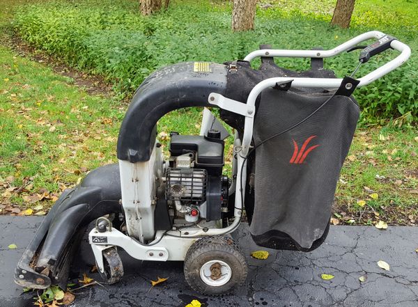 Yard Boss 550 Chipper/Shredder/Leaf Vacuum for Sale in St. Louis, MO