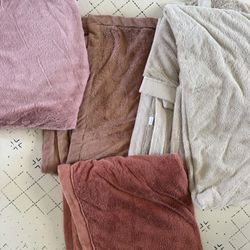 Saranoni Blanket