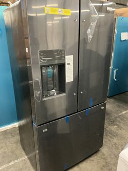 Frigidaire Gallery GRFC2353AD French Door Refrigerator (Open Box / Scratch & Dent)