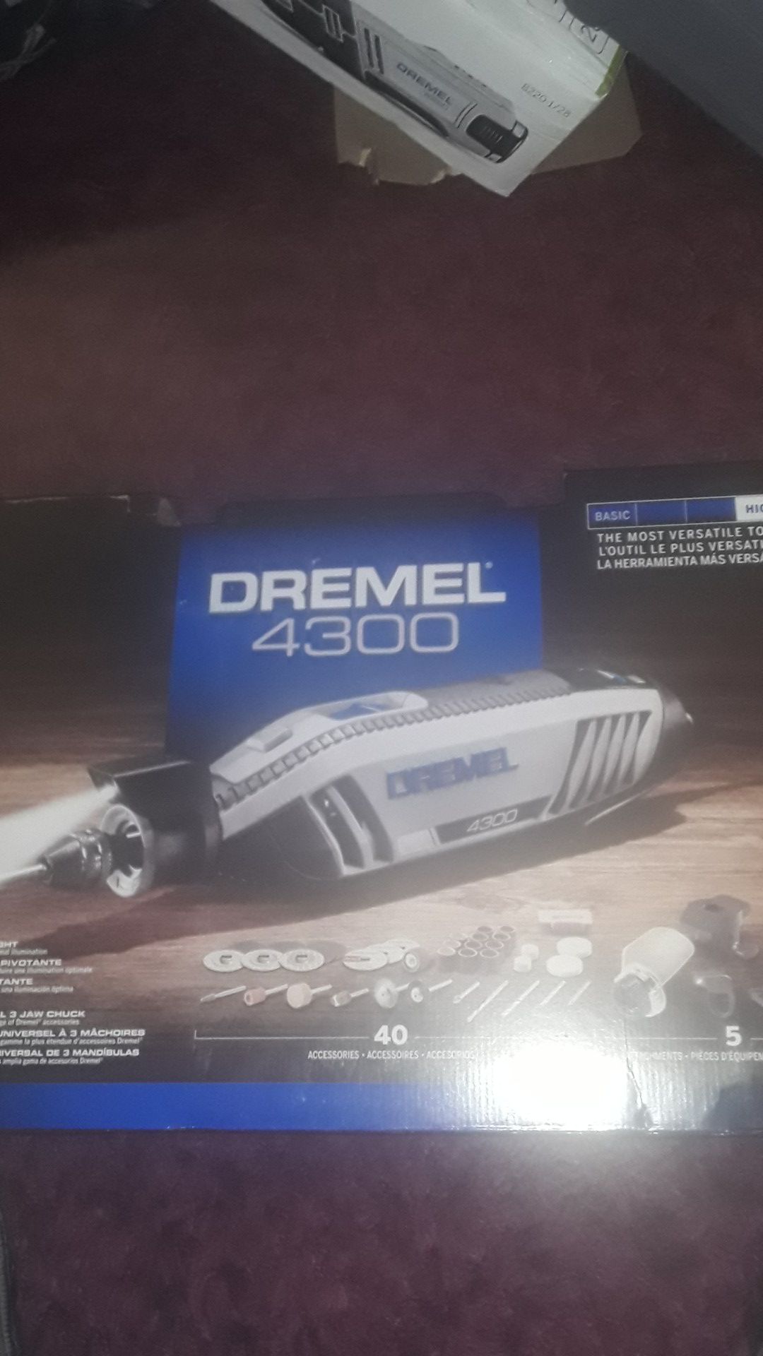 Dremel 4300 has power cord