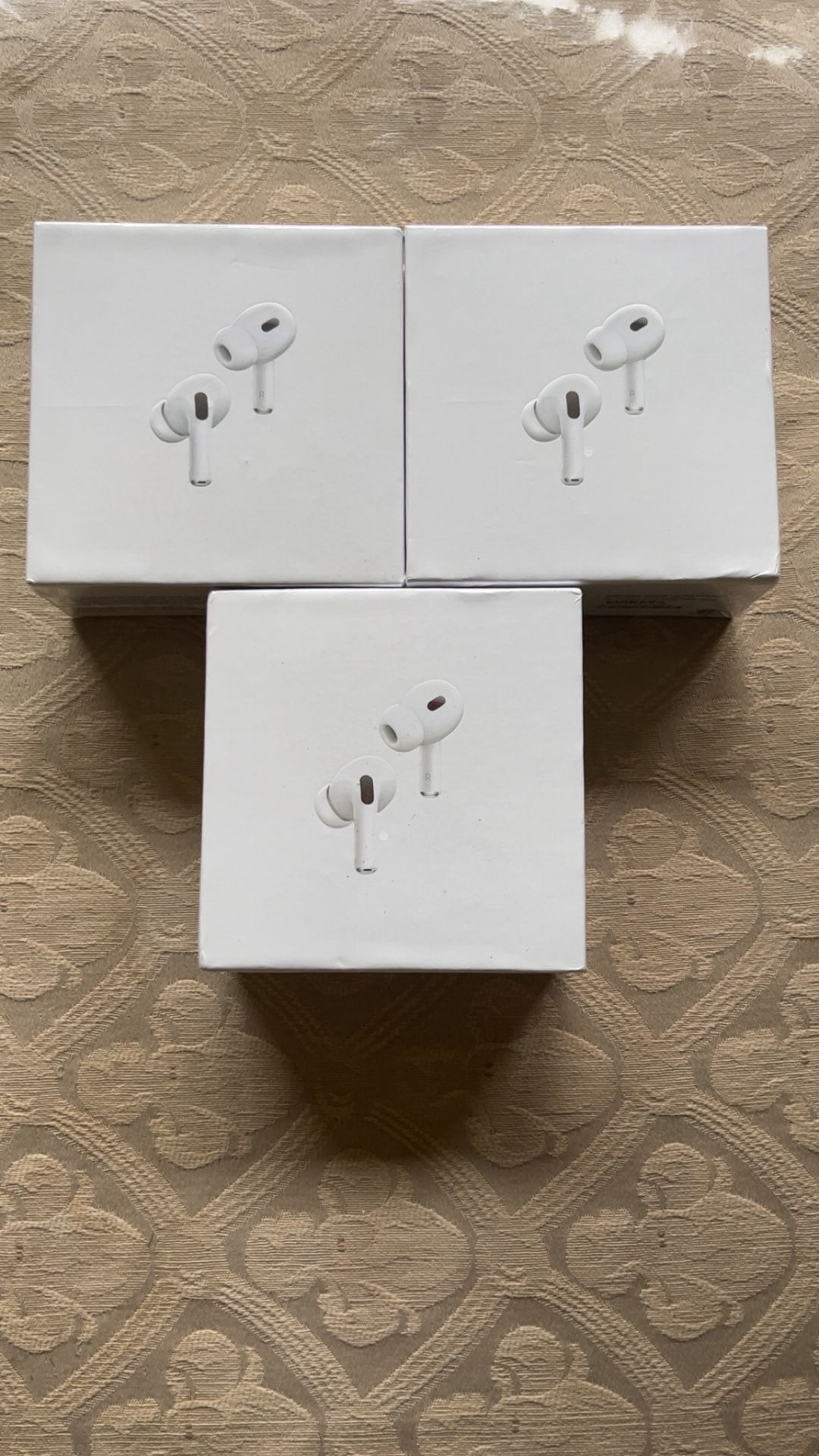 AirPods