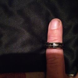 Men's engagement ring