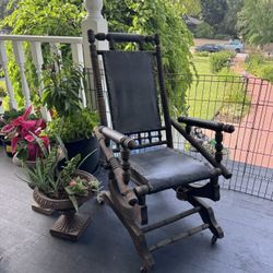 19th Century Antique Walnut Rocking chair 