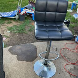 A High Bar Chair, Black , Leather Chair In Good Condition 
