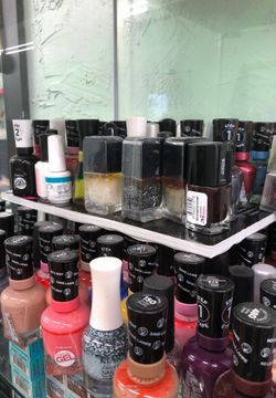 Fingernail polish new