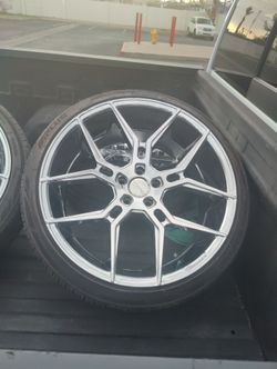 22x10.5 Giovanna Haleb gloss  rimms
