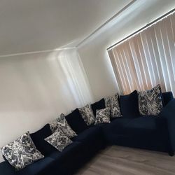 Sectional Couch 
