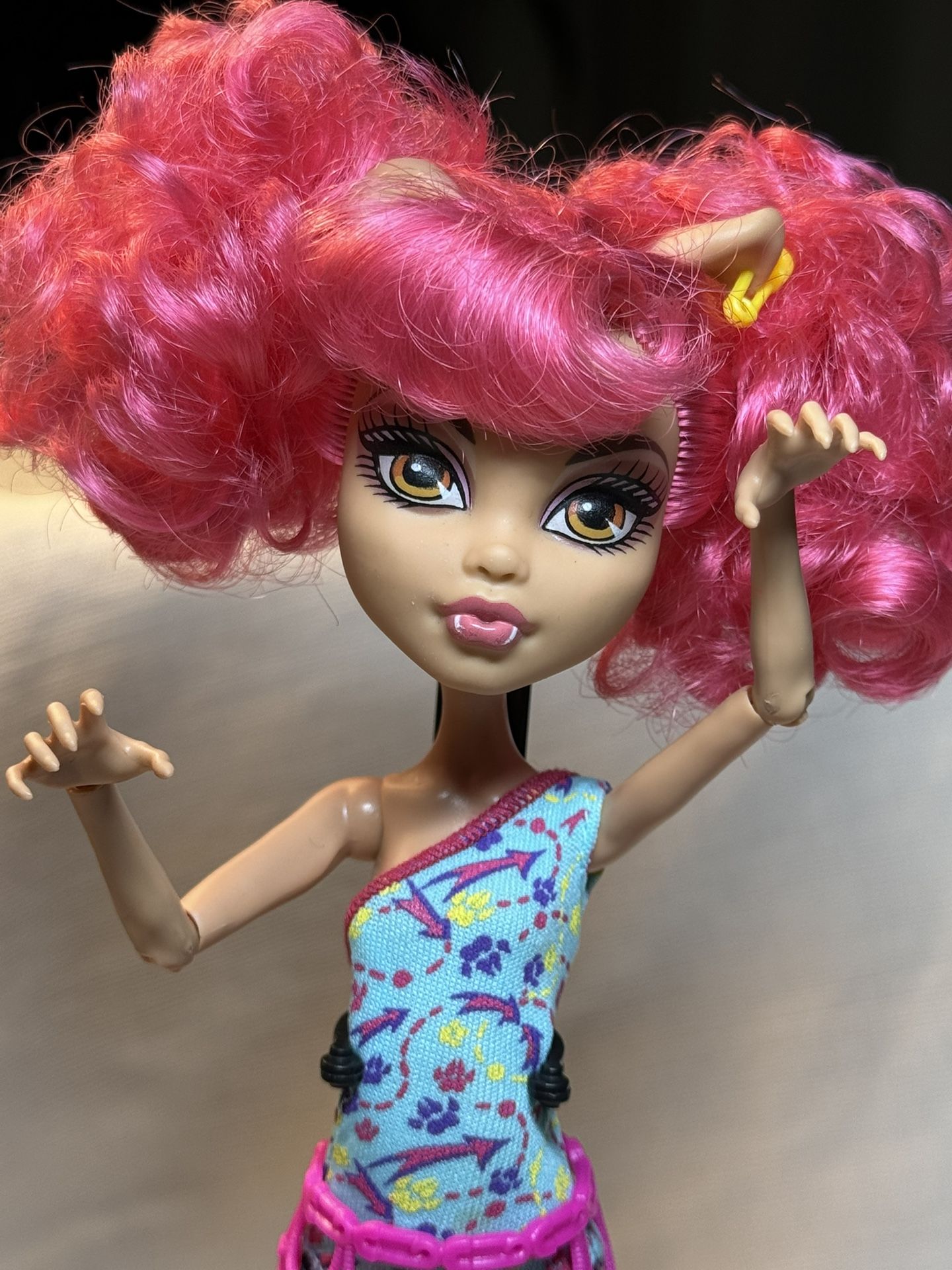 Monster High Howleen Wolf Dance Class 2012 Doll Nice, Clean Doll