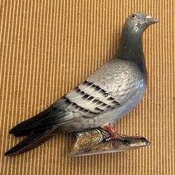 Vintage Beswick England Pigeon