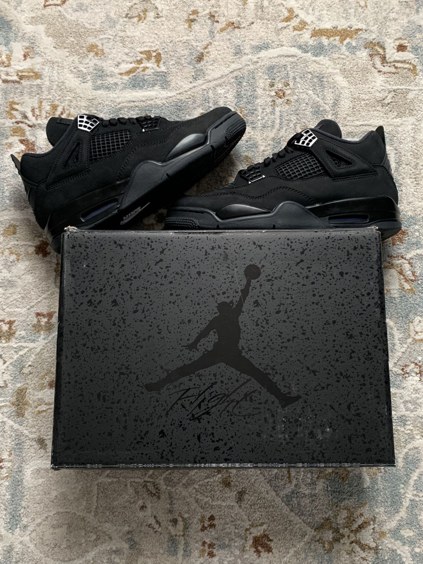 Black Cat Jordan 4 | Size 10
