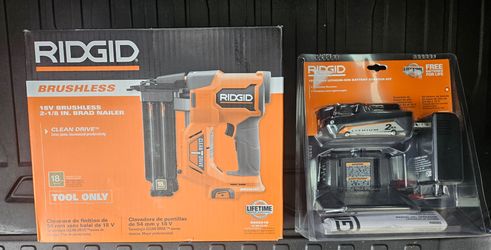 RIDGID 18V Brushless 18-Gauge Brad Nailer + Battery & Charger