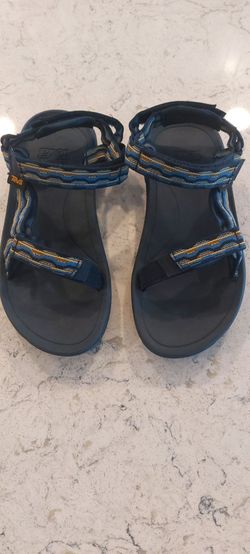 Kids Footwear