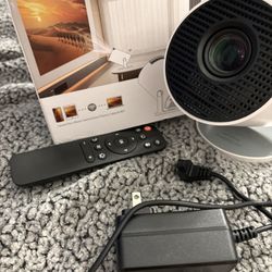 MAGCUBIC Mini Projector with Remote and Power Cable. Works Great