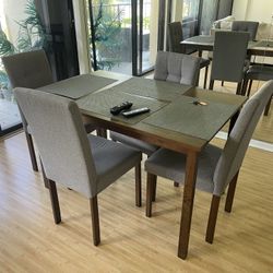 Dining Table And Chairs 