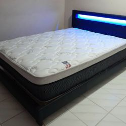 NEW Full-Size PILLOW TOP MATTRESS and BOX SPRING. Bed frame not included 👍