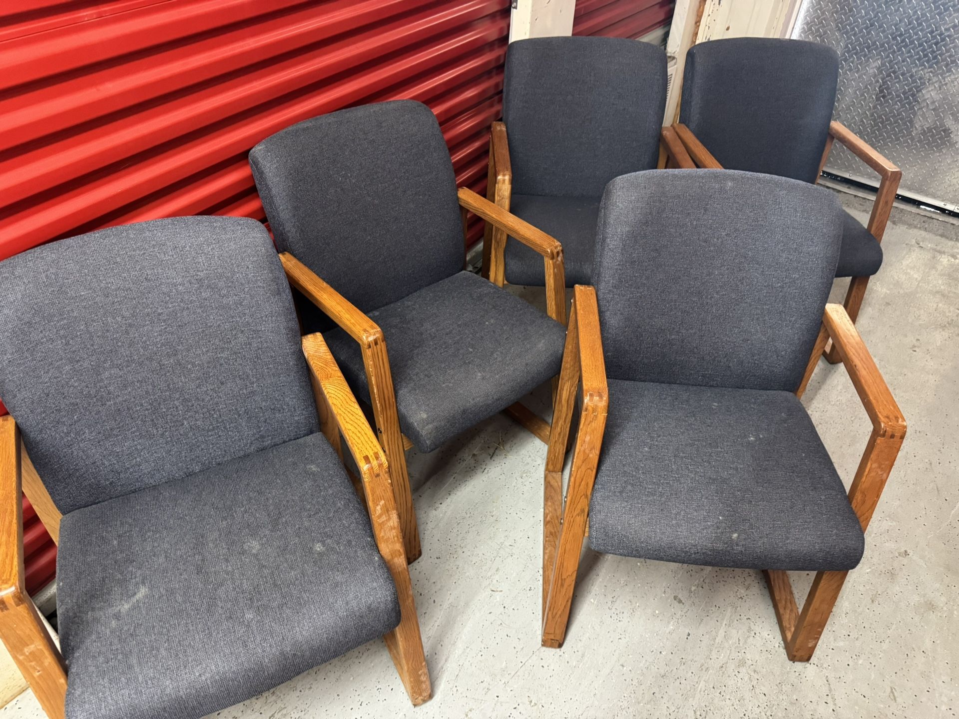 5 Chairs