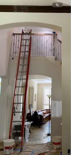 Ladder 28 ft fiberglass