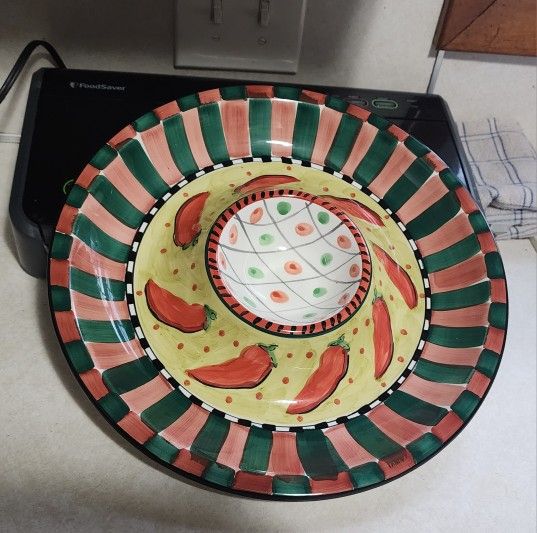 1998 CHIP AND DIP PLATTER 
[Chili Pods ] VIBRANT COLORS