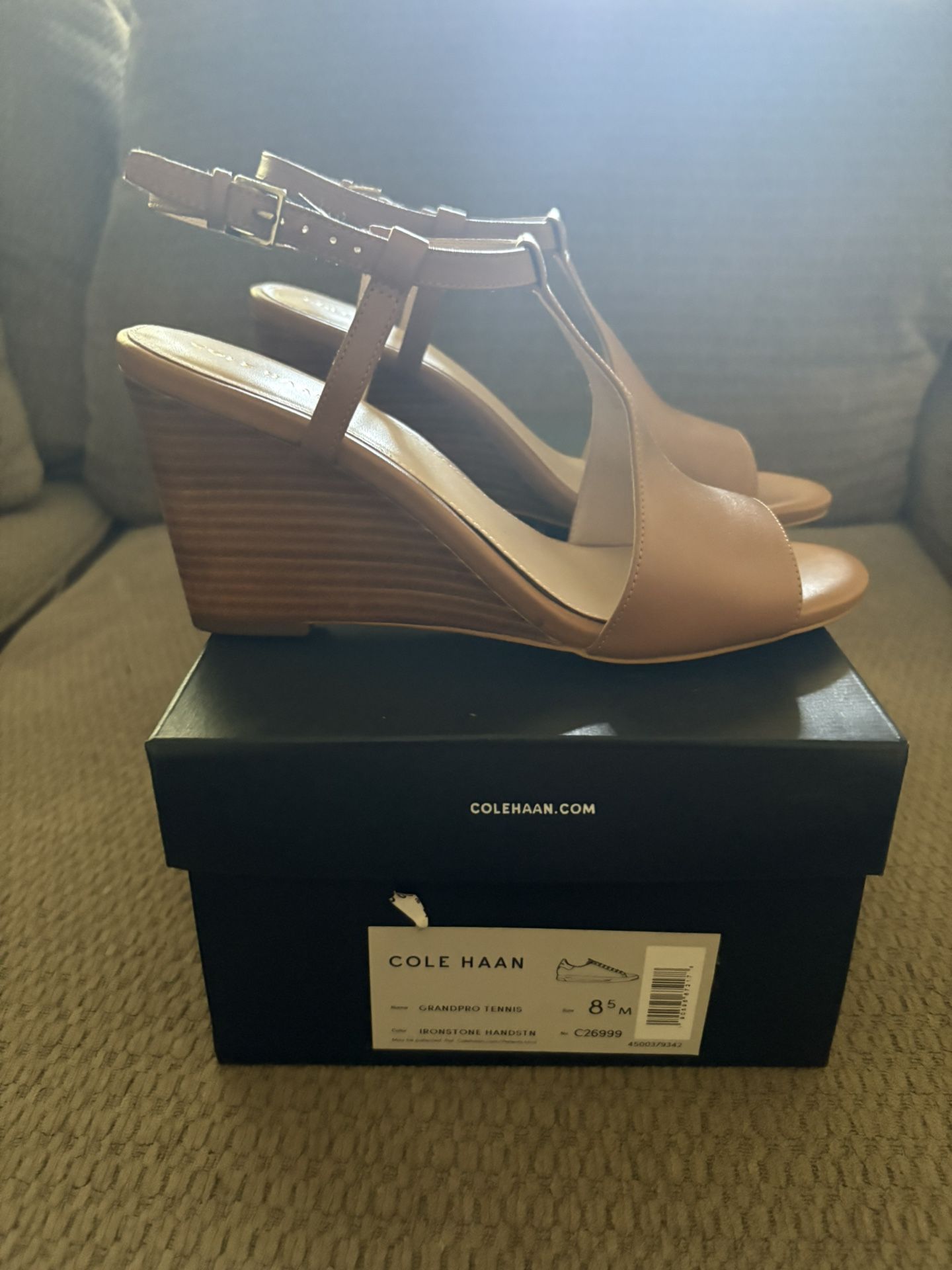 Cole Haan Camel Leather Open Toe Wedge Sandal In Size 8.5 With 3.5 Heel