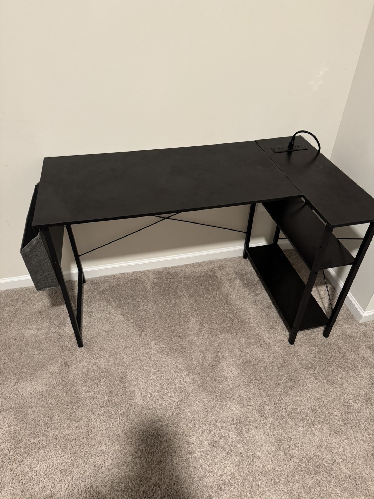 USB Desk