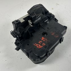 BMW 335i 328i PASSENGER FRONT DOOR LOCK LATCH E90 E92
