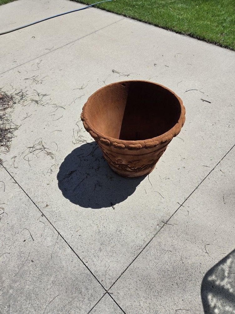 Gardening Oversized Pot