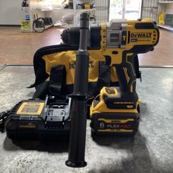DEWALT HAMMER DRILL